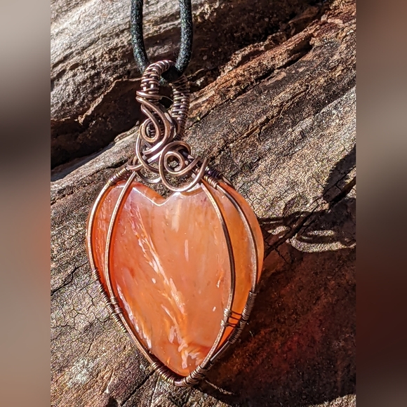 Hand Crafted Carnelian Heart Pendant Statement Necklace Copper Wire Wrap - Picture 6 of 14